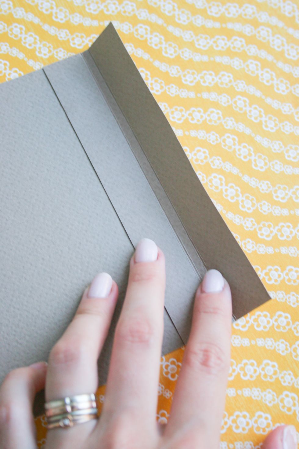 Glue this piece to the sheet of paper 15 / 20,5 \u0441m