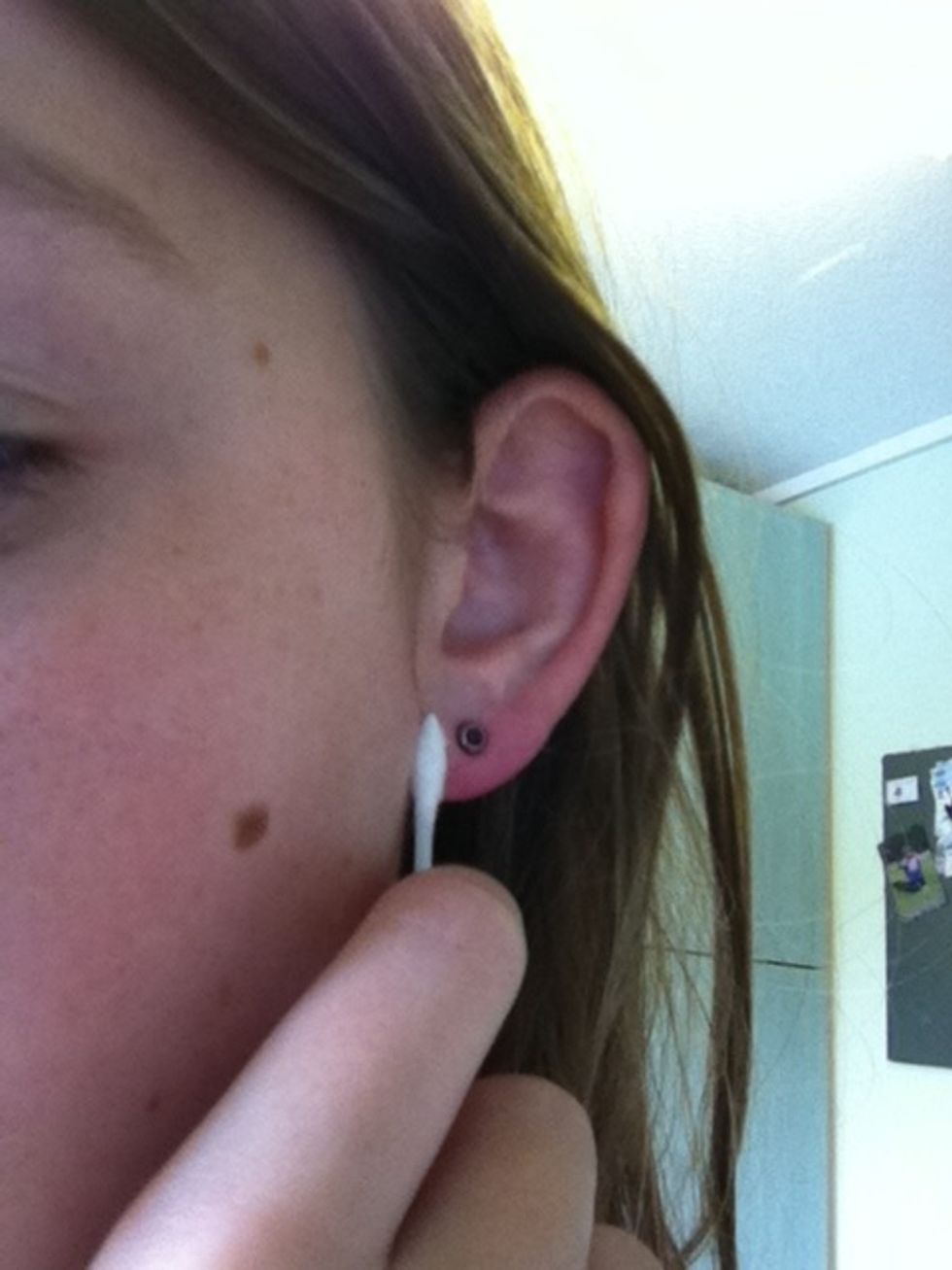 Go around your ear, back and front