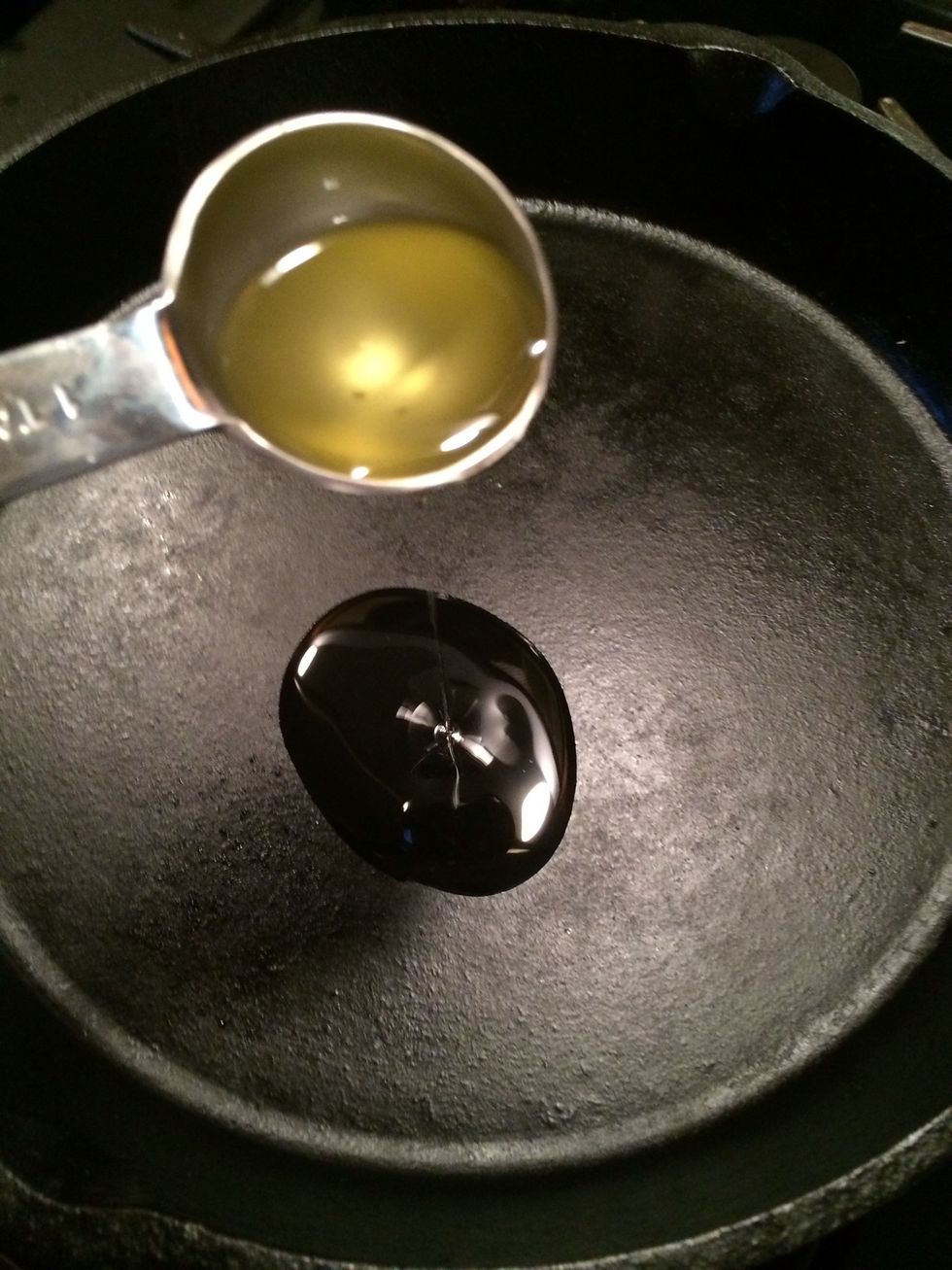 Grab a cast iron pot. If you dont have one don't fret any heavy duty pan will do. Add some oil. Wait until it gets super hot!