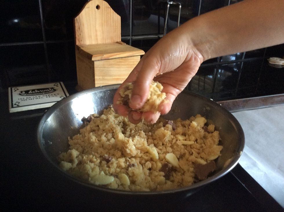 Grab a small hand full of mixture