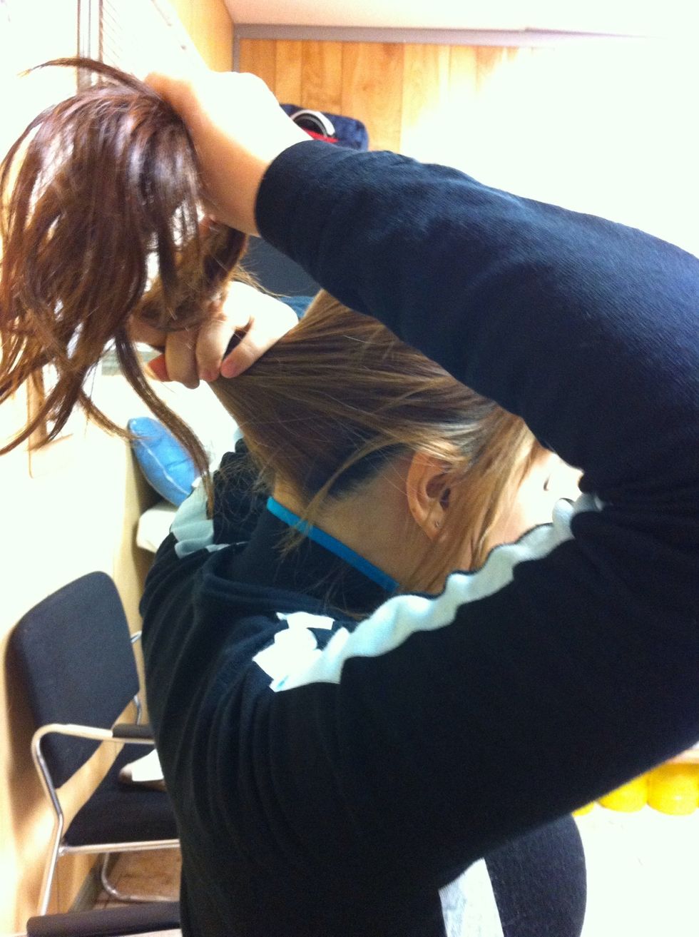 Grab your hair like making pony tail