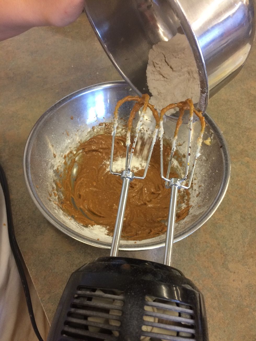 Gradually add in flour mixture on low speed until well combined