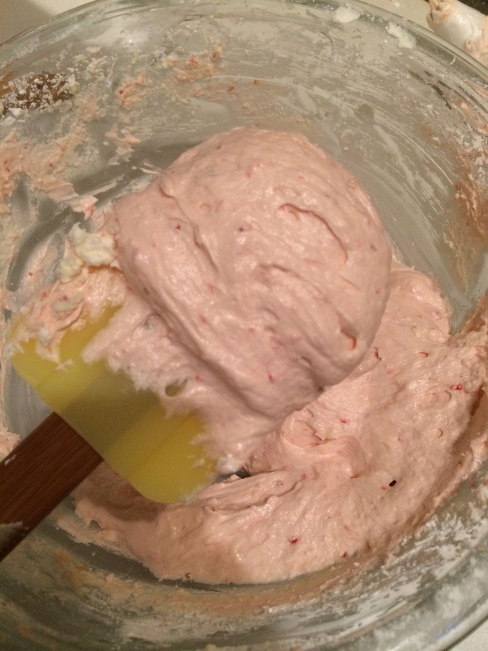 Gradually finish off by adding 2tbs more. Turn the mixer med/high speed and beat mixture for 4min until fluffy. \u2022\u2022note that adding more than recommended 5 tbs could result in thinner frosting