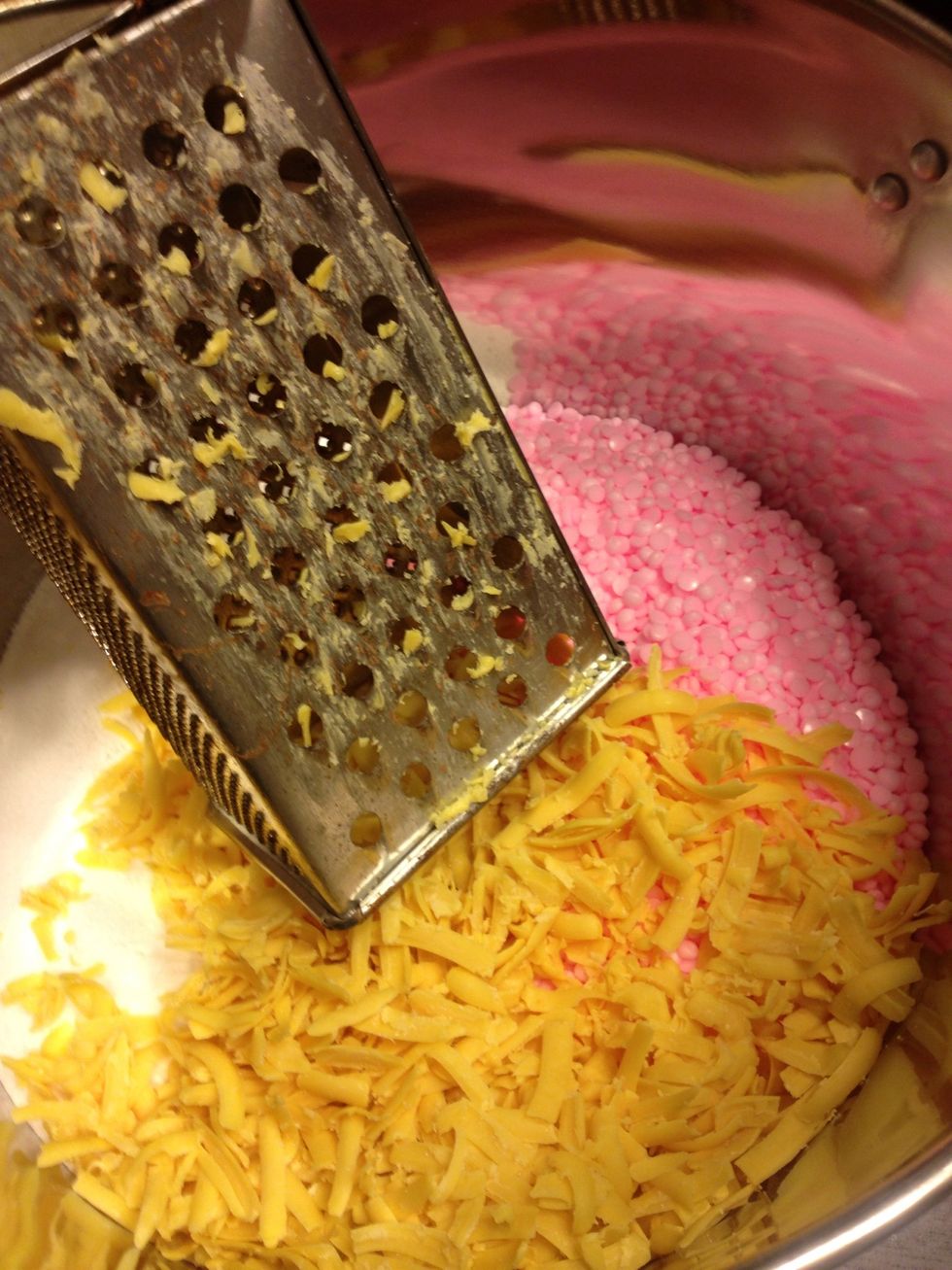 Grate the fels-napiha bars