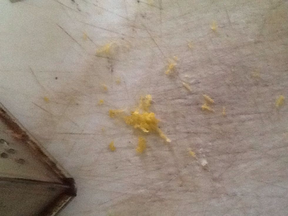 Grate the zest of 1 Lemon