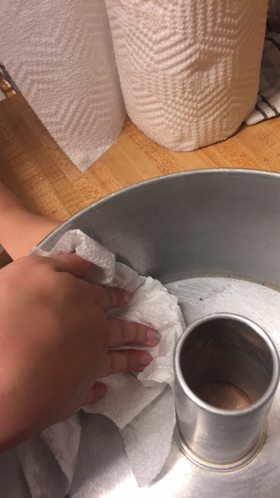 Grease bundt pan
