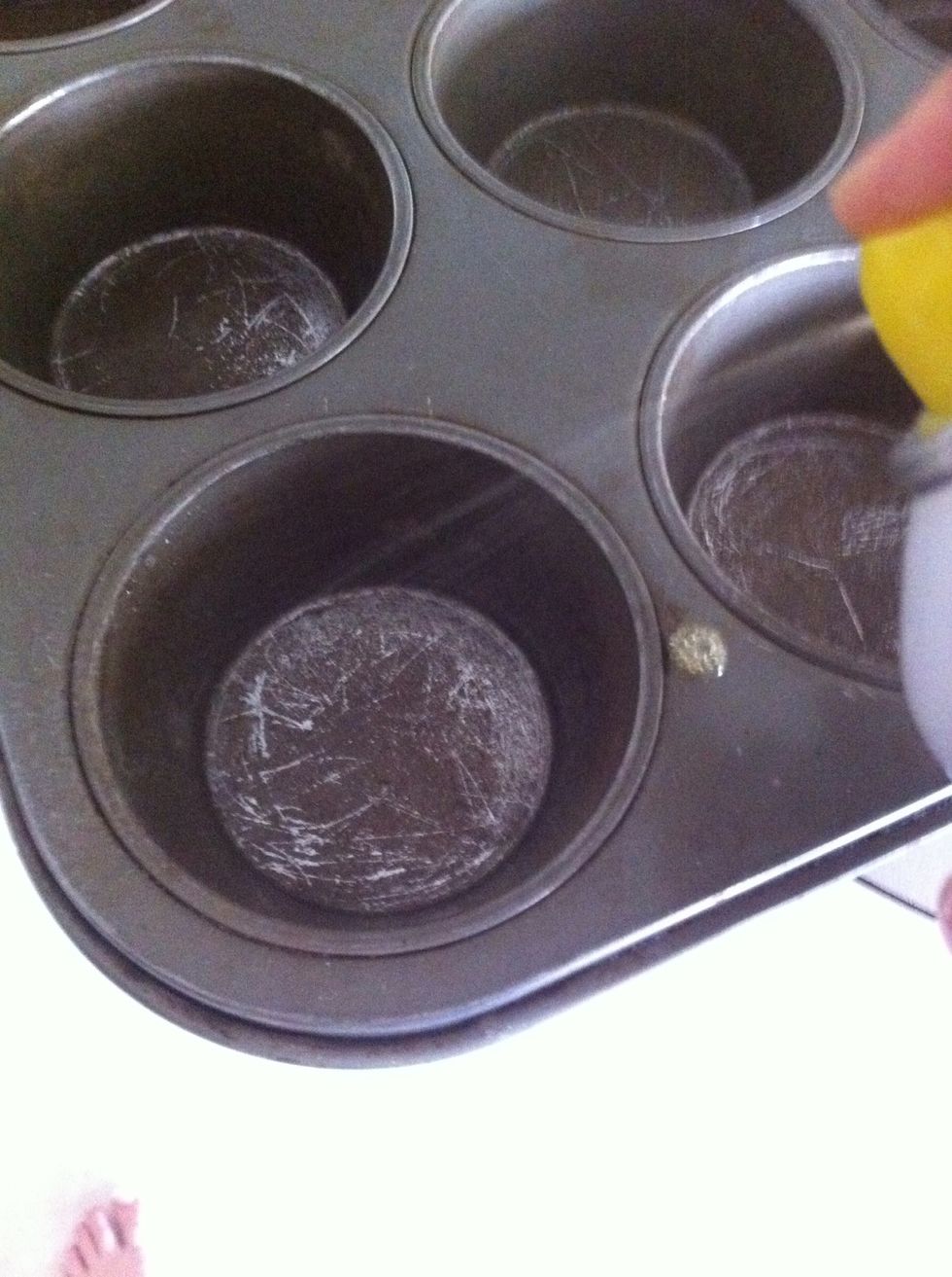 Grease muffin tin well, or the filling will stick! \ud83d\ude05\ud83d\udca6