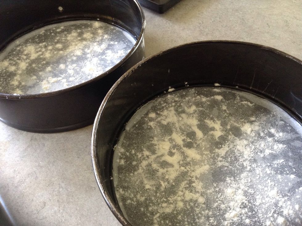 Grease trays with butter and cut grease proof paper to the shape of the bottom of the pan and sprinkle flour into each pan as shown