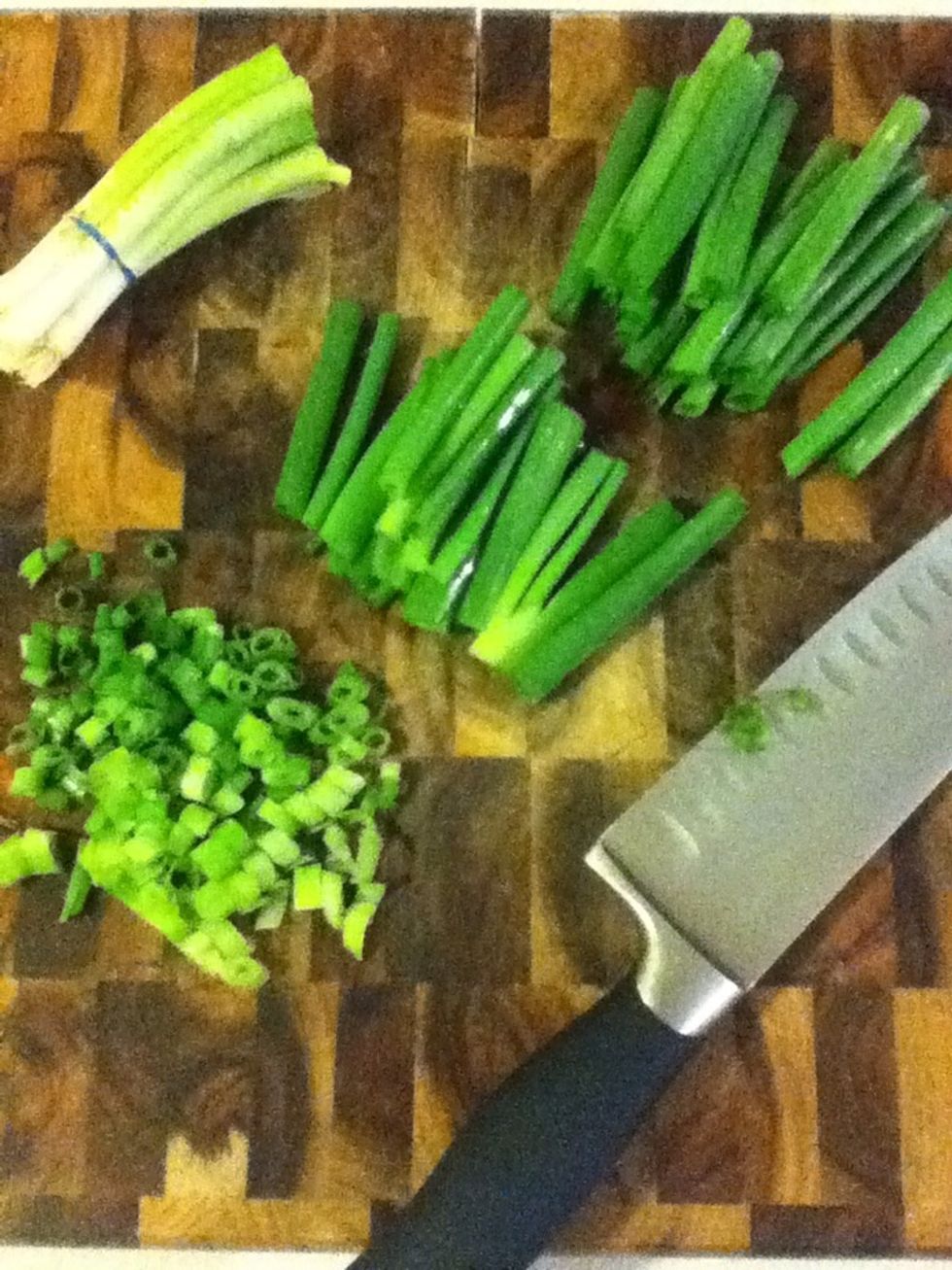 Green onions: chop the green tips into nice long ribbons, then chop a little further down. Use about two thirds of that bunch?
