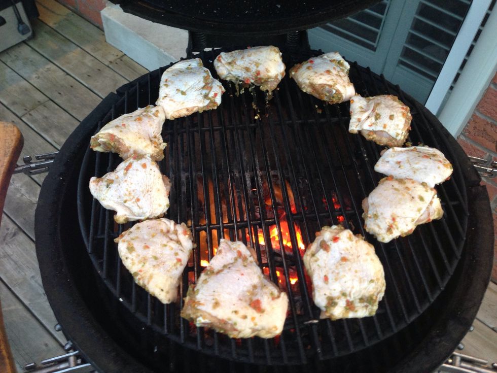 Grill heated up about 15 min, Indirect heat, skin up.