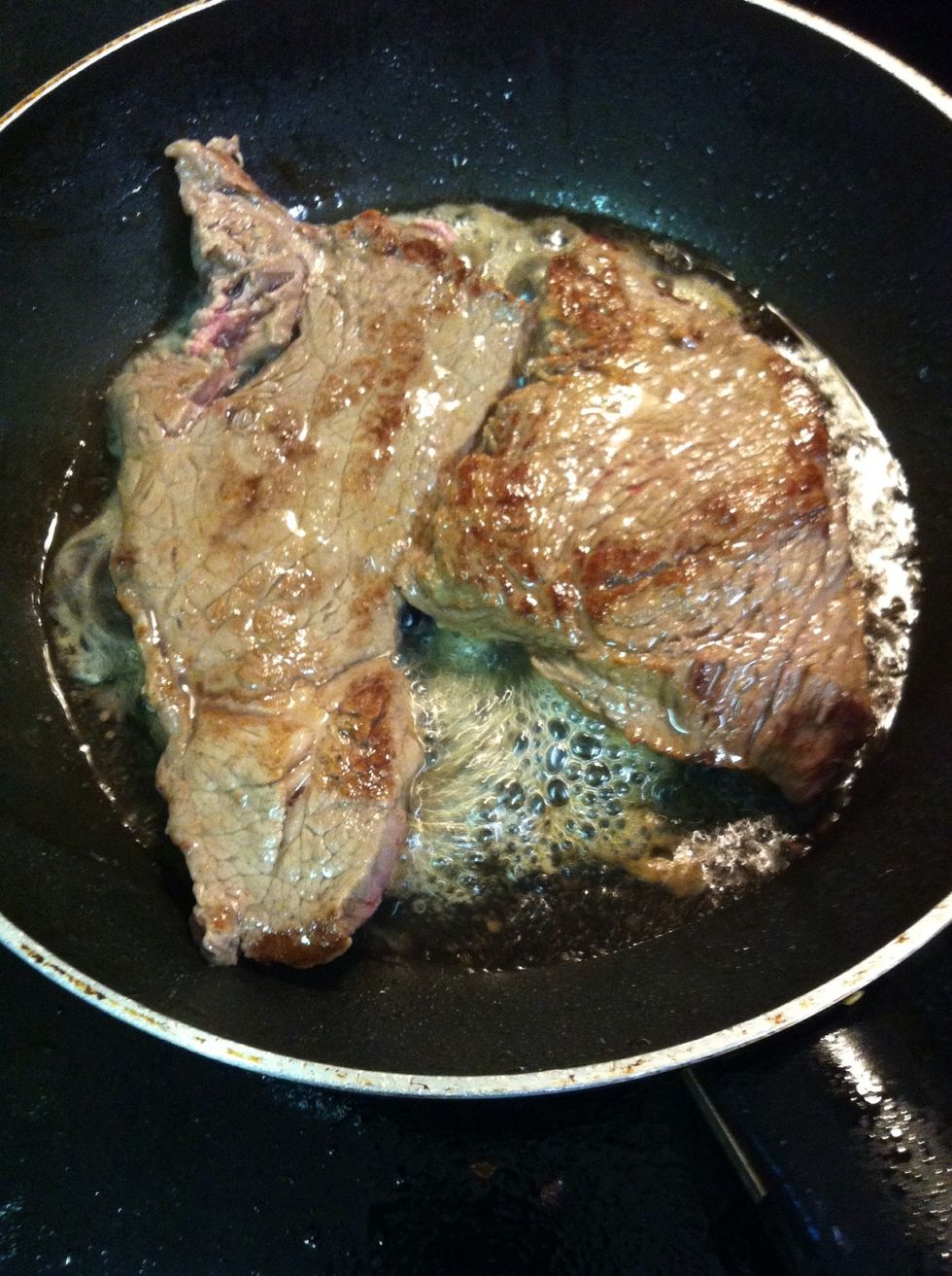 Grill the beef in medium heat we need medium rare meat