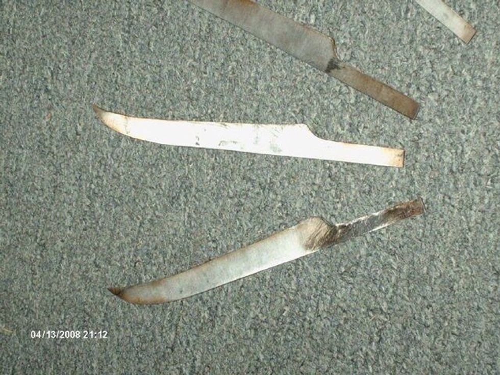 Grind the knives into shape. On every glove I've made I found that this is the hardest step, since it requires a lot of elbow grease.