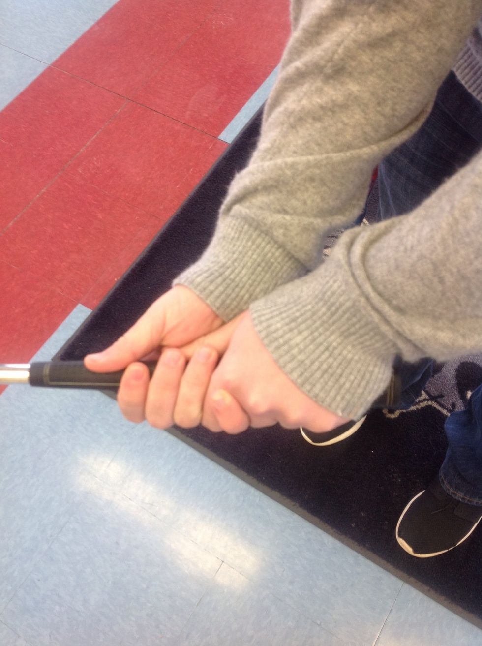 Grip the club