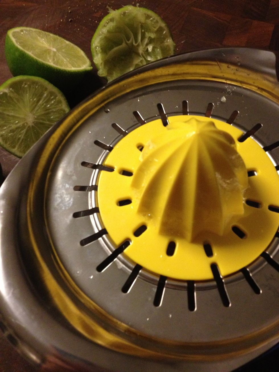 Halve and juice 2 limes. Add to taste. (Depending on the size of the avocados, 1 juicy lime is usually enough)