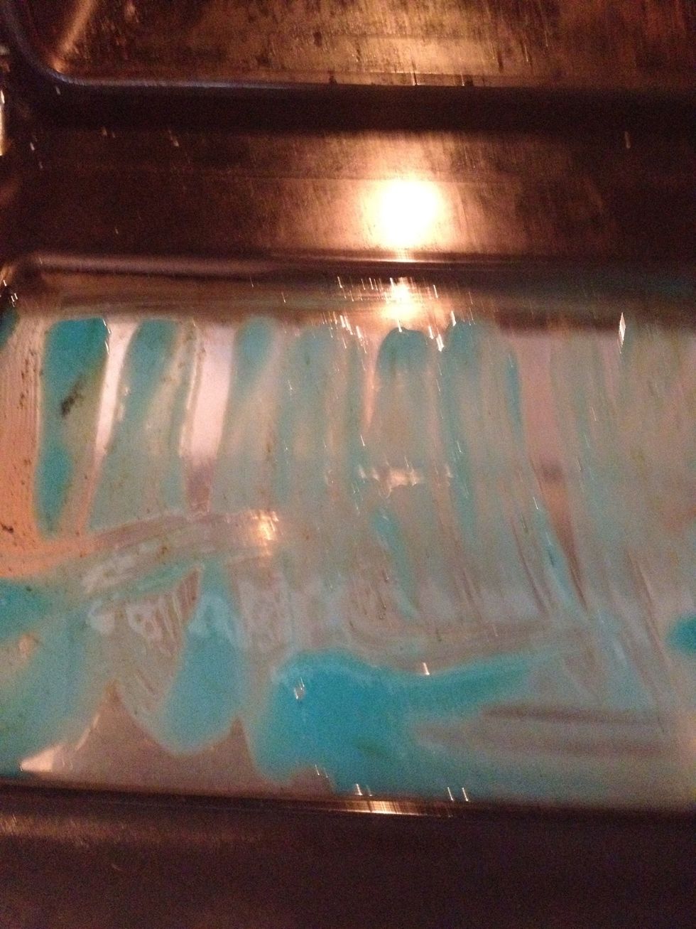Has a built in brush on the nozzle so simply paint it on