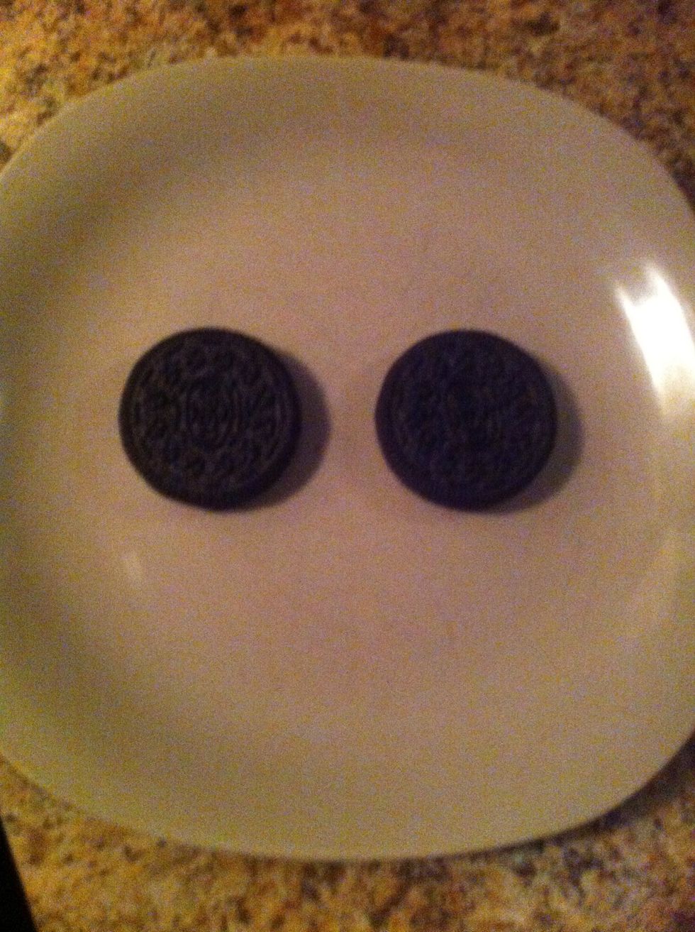 Have 2 Oreos