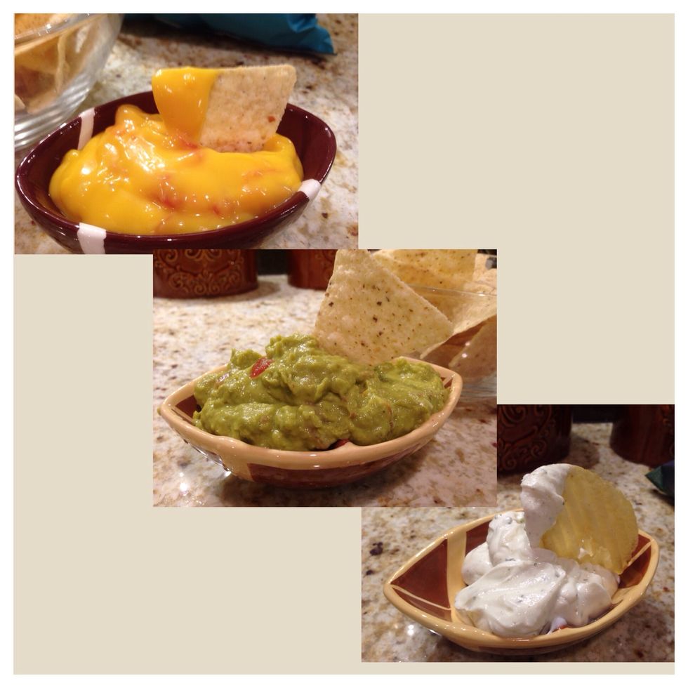 Have a fun Super Bowl Sunday and enjoy these yummy snacks!