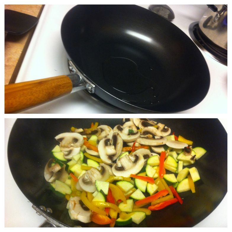 https://guides.brit.co/media-library/heat-1-tablespoon-of-olive-oil-on-medium-high-heat-in-saut-u00e9-pan-add-in-zucchini-mushrooms-and-peppers.jpg?id=24252657&width=784&quality=80