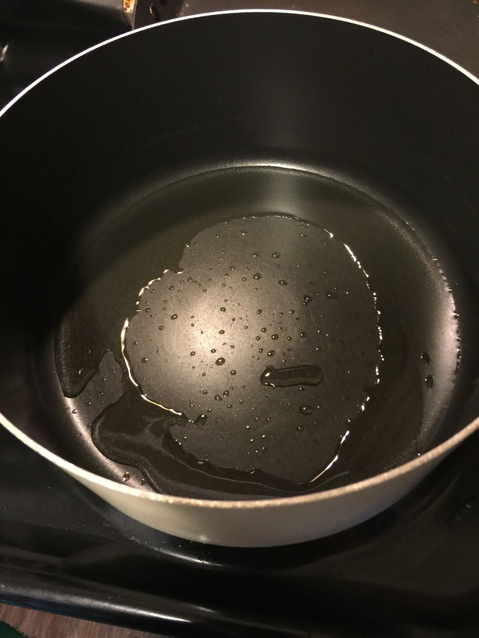 Heat 2 tsp oil in a deep pan