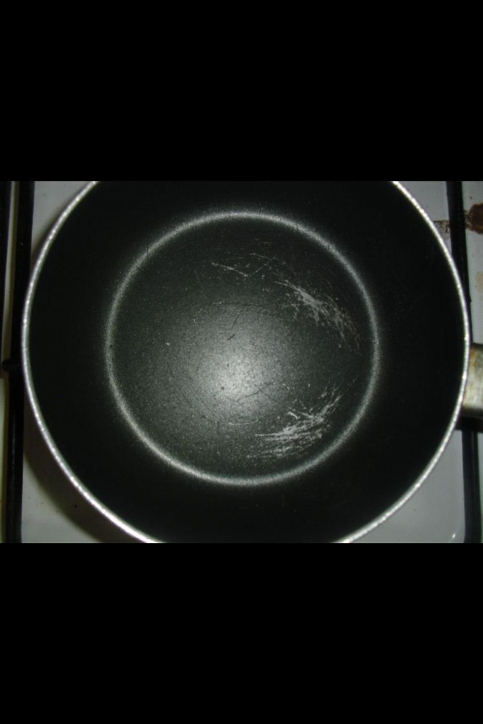 Heat a griddle or large cast iron skillet over medium heat until a drop of water dropped onto the skillet sizzles.
