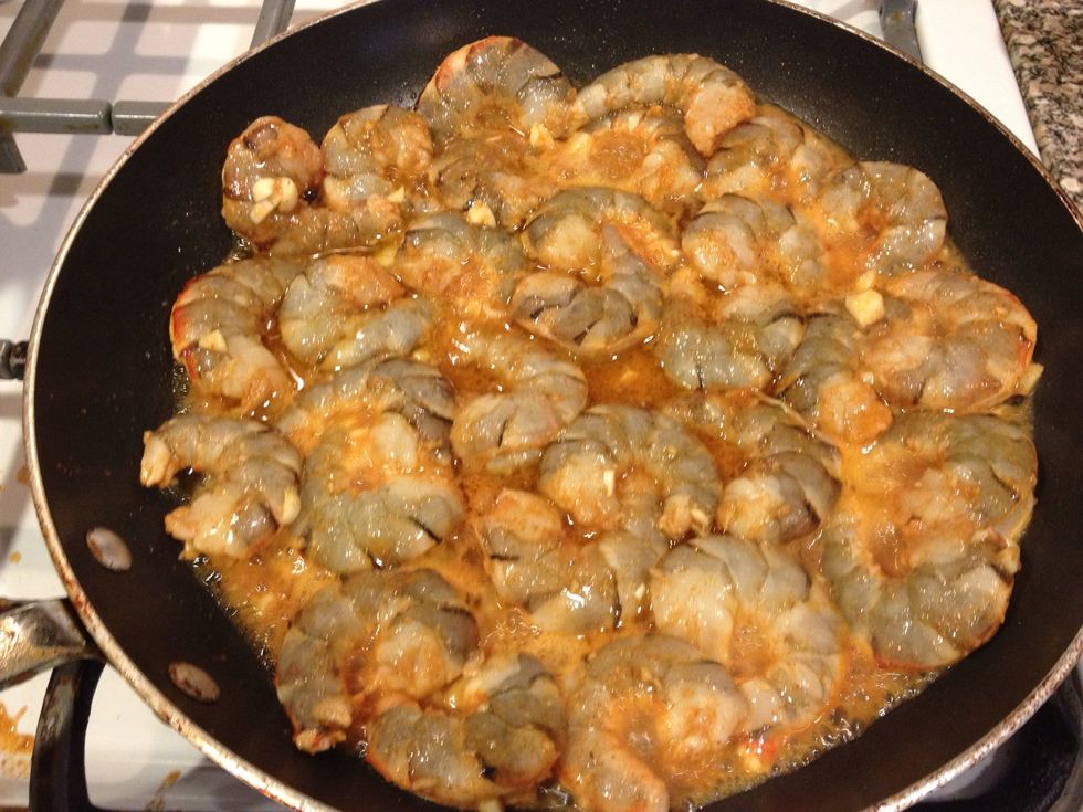 Heat a non-stick pan over medium-high. Arrange the shrimp in a single layer and sear on one side for 2 minutes; flip and sear 30 more seconds. Remove from pan and set aside.