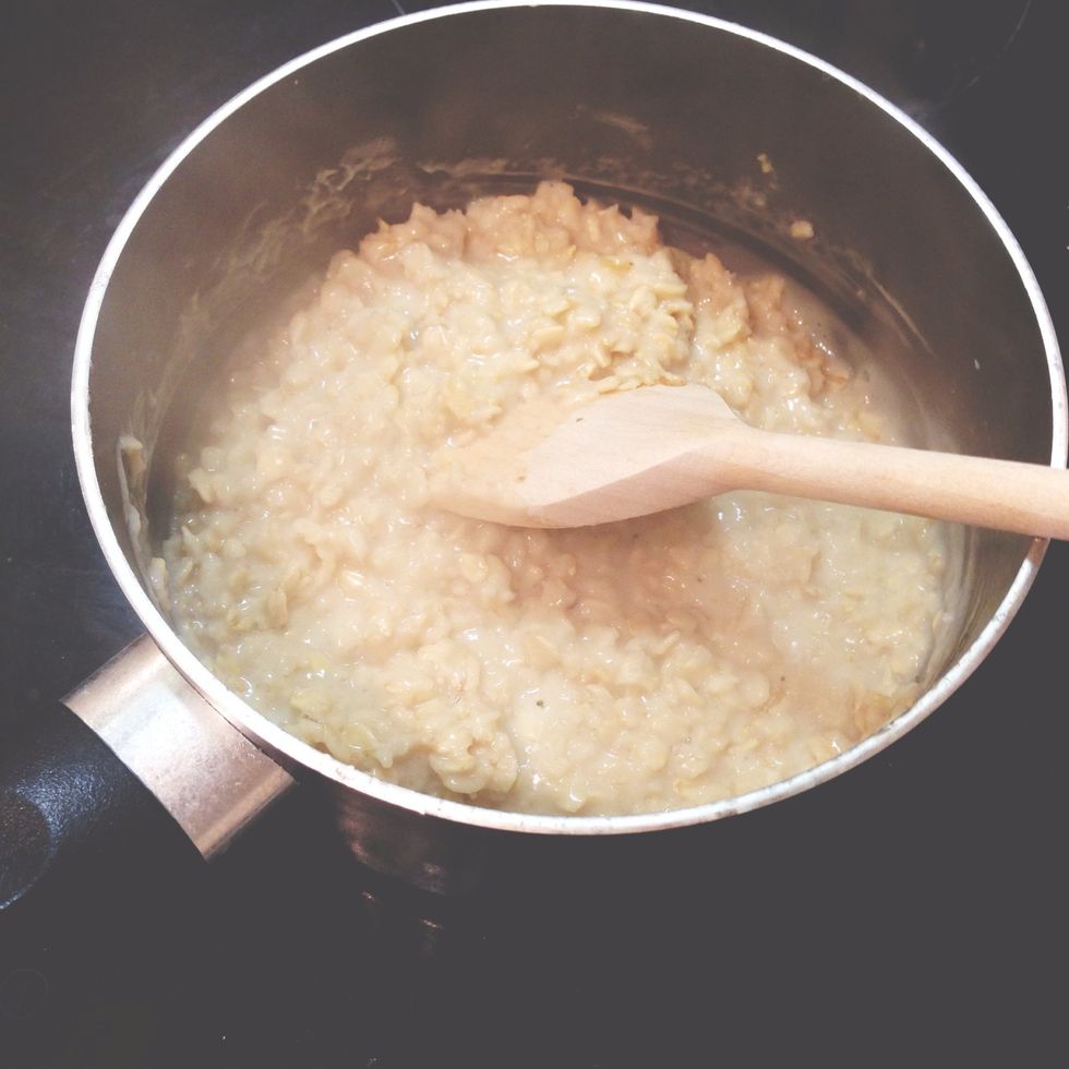 Heat oats with milk(follow description on package).