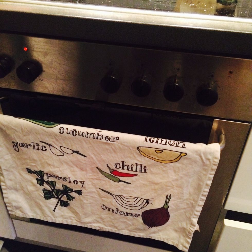 Heat oven to 175 degrees celcius. Heat for 5-10 mins, take out and toss the granola around. Heat for another 5-10 mins.