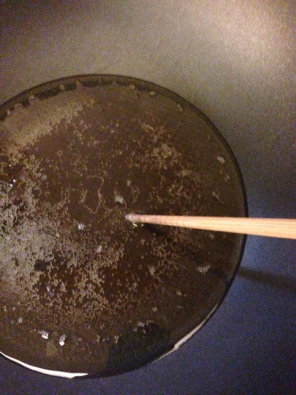 Heat the vegetable oil in the pan. Test if the oil is ready by using wooden chop stick. If the oil is heated, there will be bubble flying out from the chop stick