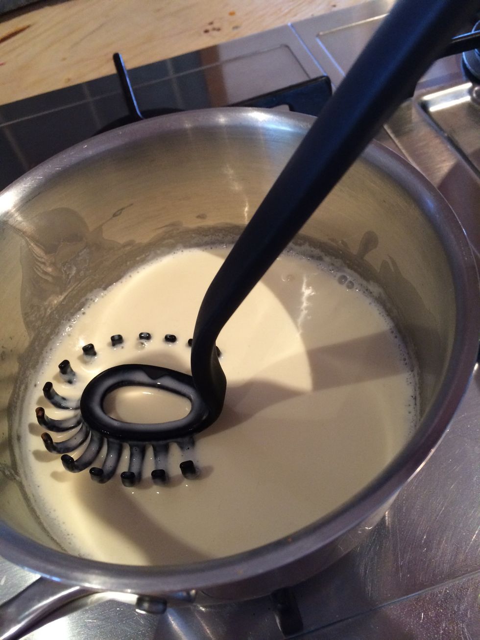 Heat up 1,5 dl of cream and then add the chocolate.