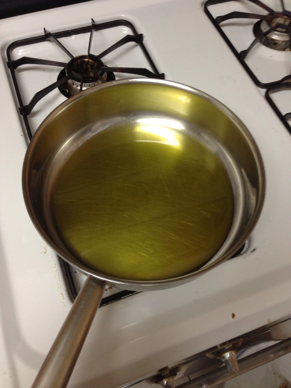 Heat up half a cup of olive oil (it sound allot but olive oil is good for you ;) )