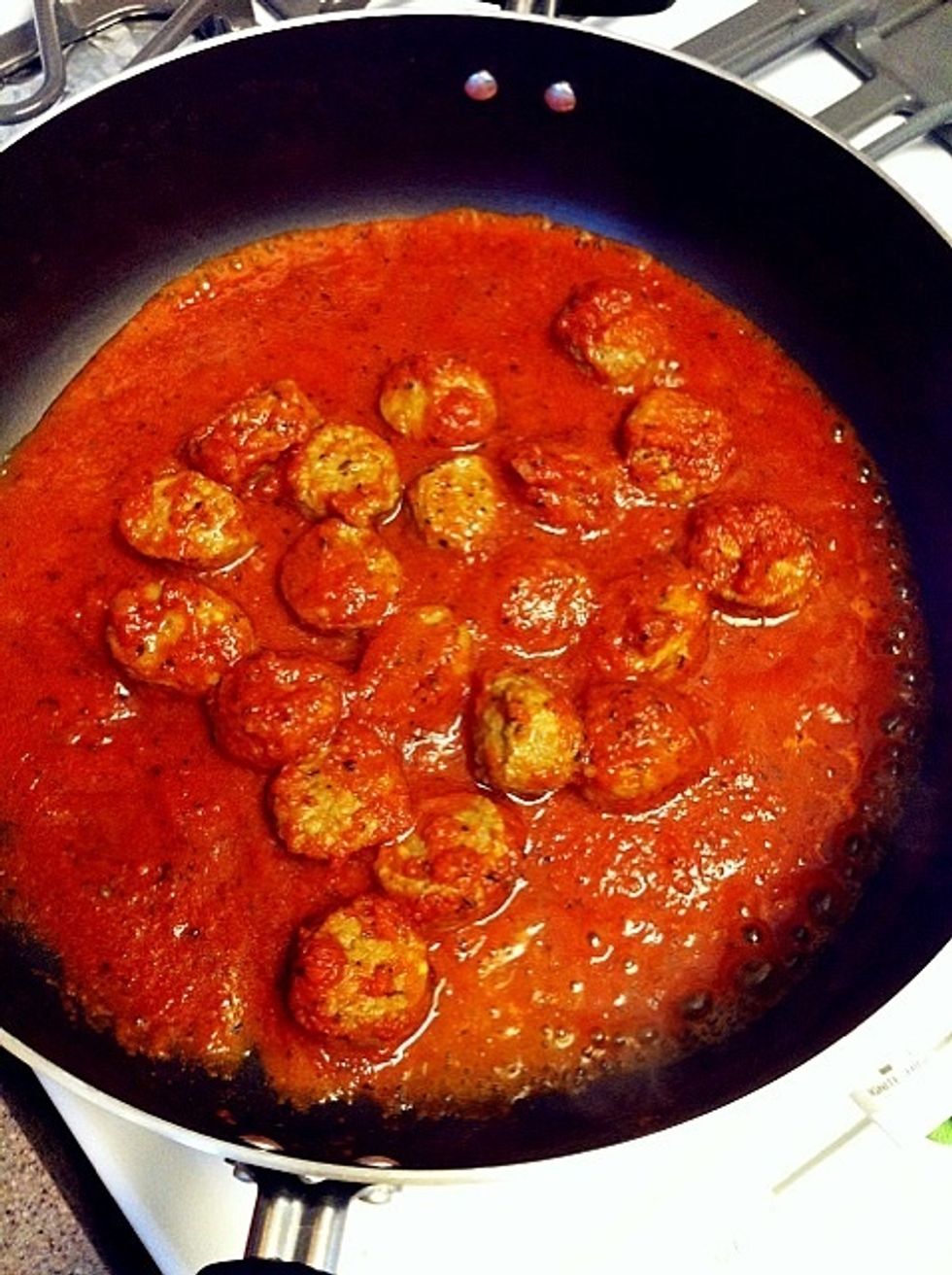 Heat up or cook the meatballs about 5 to 8 minutes.