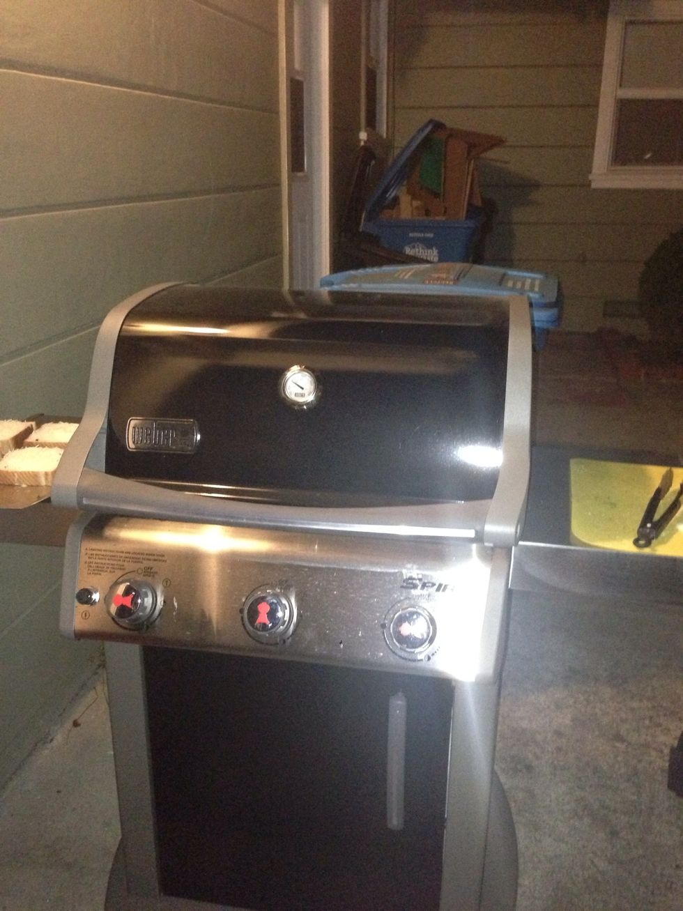 Heat up the grill to high heat.