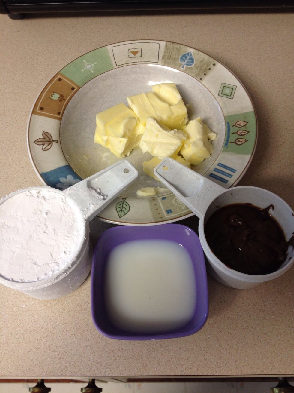 Here are all of the buttercream ingredients