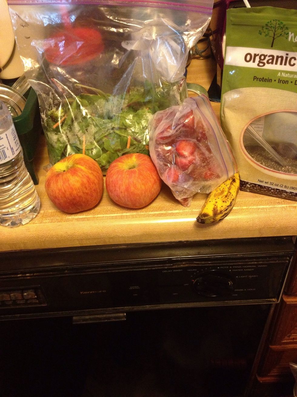 Here are all of the ingredients that will be used. If you wish, you can add a natural sweetener like stevia or honey but to me it's sweet enough.