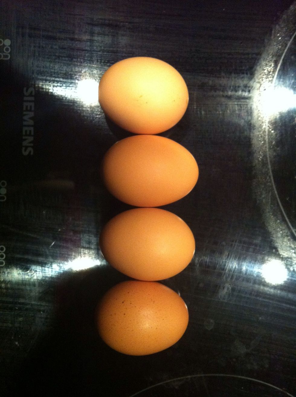 Here are the egg I use organic so there r small weigh at 50g per egg we gonna cook them at 65c or 149f  for best result at 55 mins