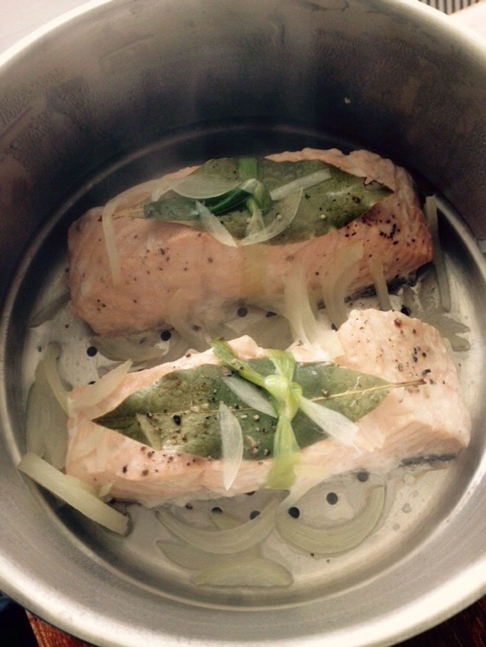 Here are the fillets cooked, the skin will now remain at the bottom of the tier steamer