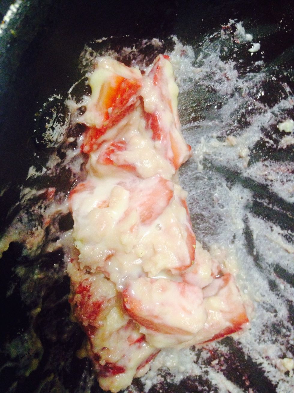 Here I just cut some more strawberries and mixed it with a little bit of the condensed milk to give it a sweet taste but you can use whipped cream or just fresh strawberries