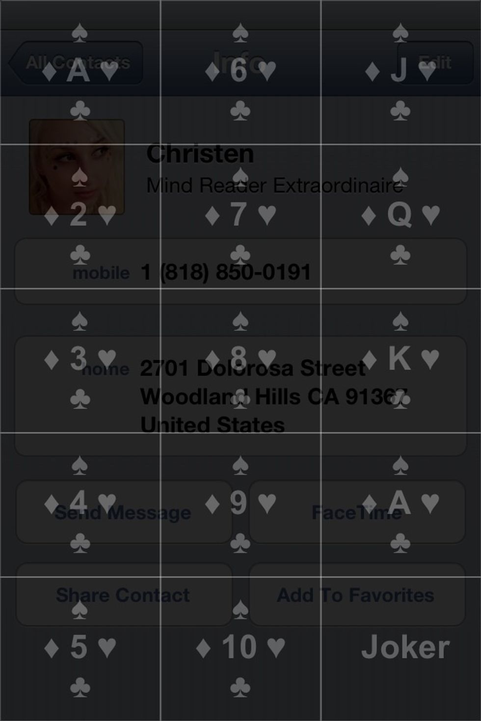 Here I've put the app in training mode. So you can see the secret layout. To tell the app which card was named. You put your finger on the corresponding number then swipe toward the correct suit.