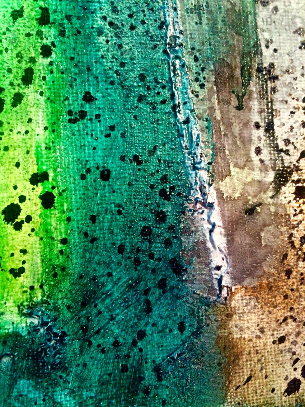 Here is a close up of some of the splatters. You can use a toothbrush. Just dip the brush into the Raider you have sprayed on the mat and run your finger over the bristles to create the splatters