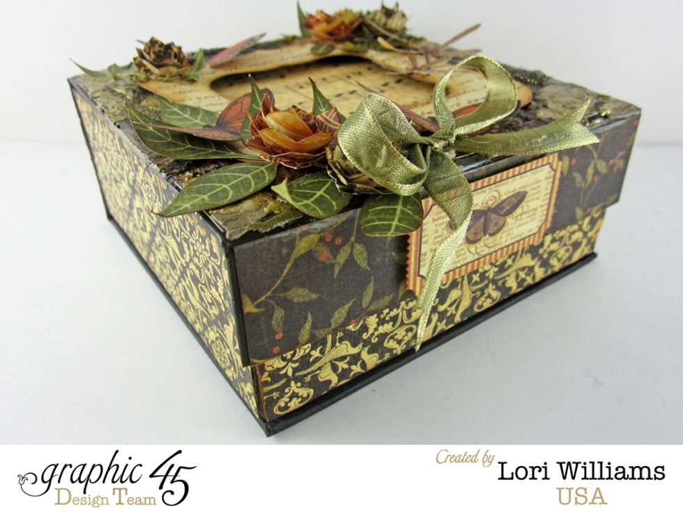Here is another shot of the box completed and decorated.