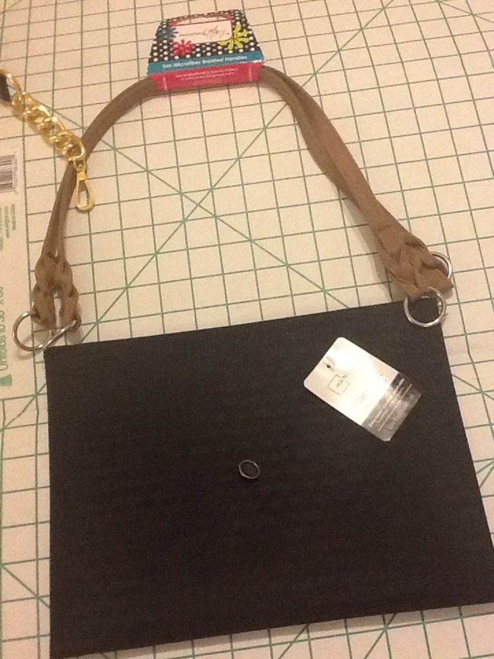 Here is another variation....different handle and a custom fastener. Use your creativity to make your bag special and something that you will be proud to carry.