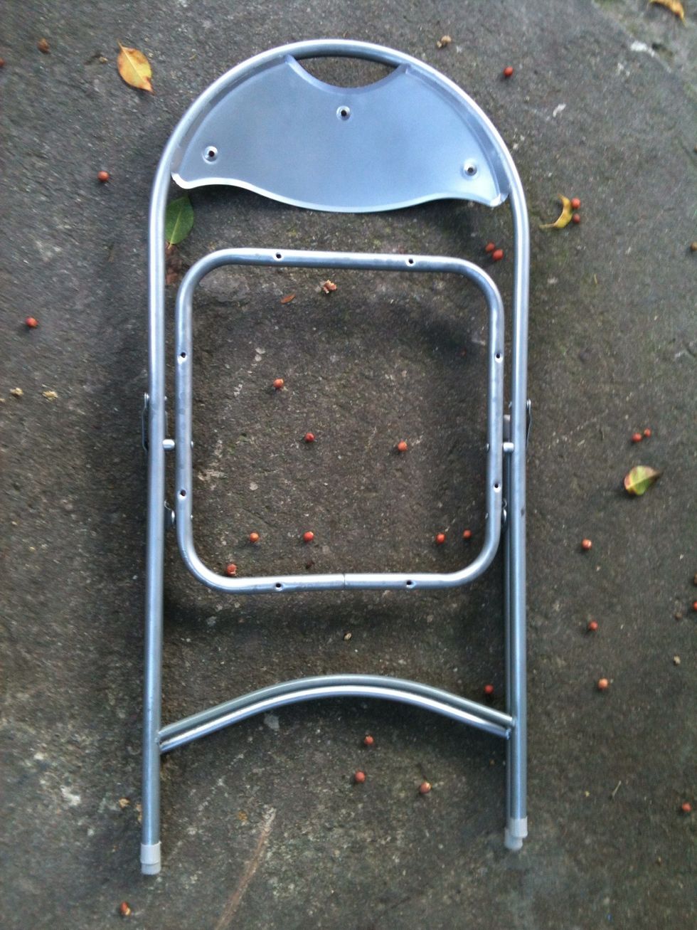 Here is how the frame looks alone. Naked.