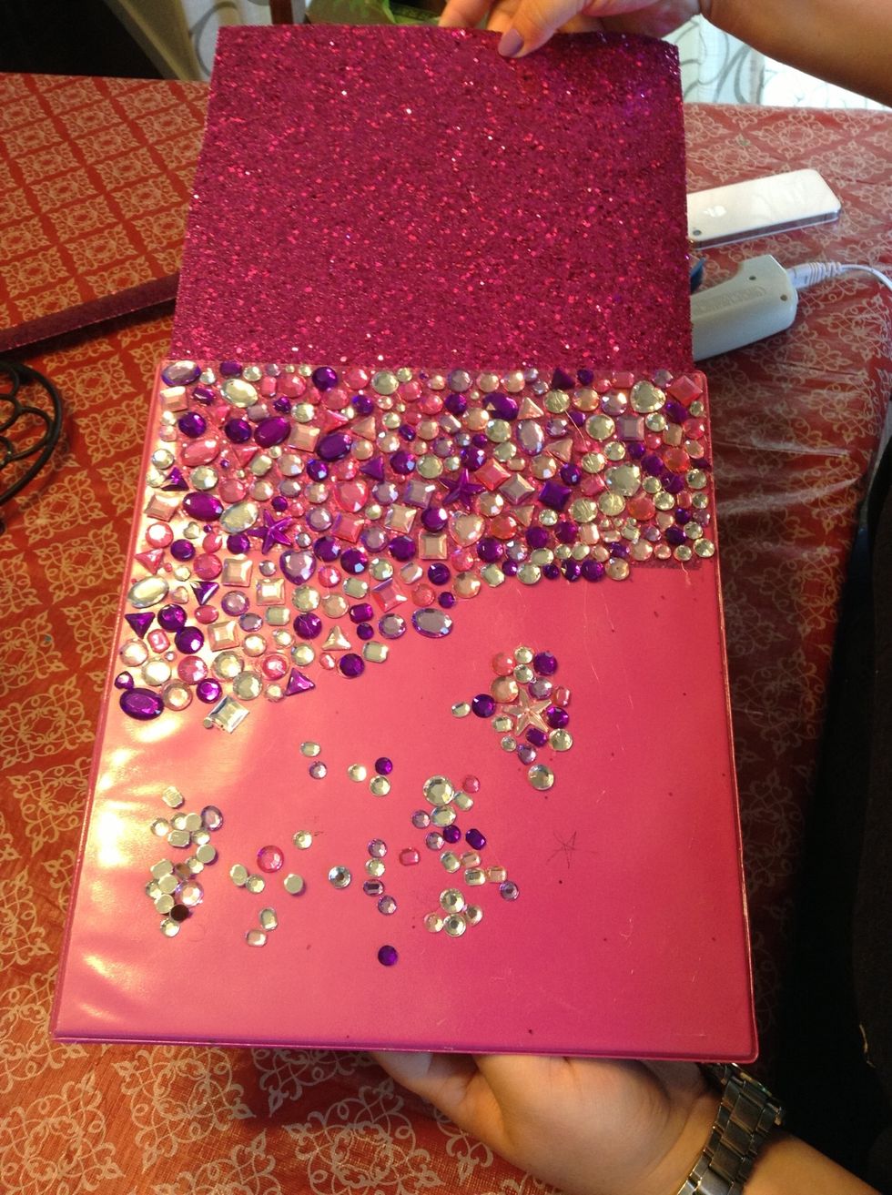 Here is the difference with and without the sparkle paper... It's much cuter with the sparkly paper(:\ud83c\udf80