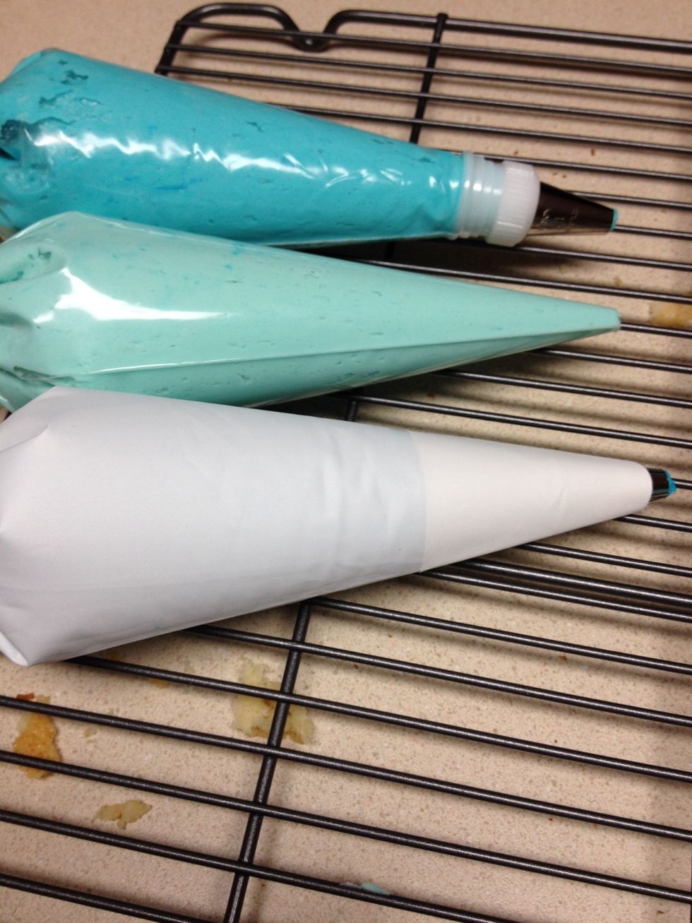 Here is the icing in the piping bags