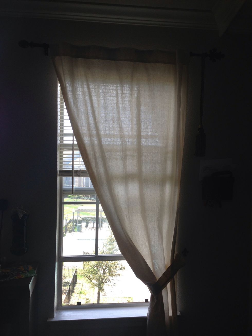 Here is the right side. The rest is up to you. Be creative! Use what you! Save money!