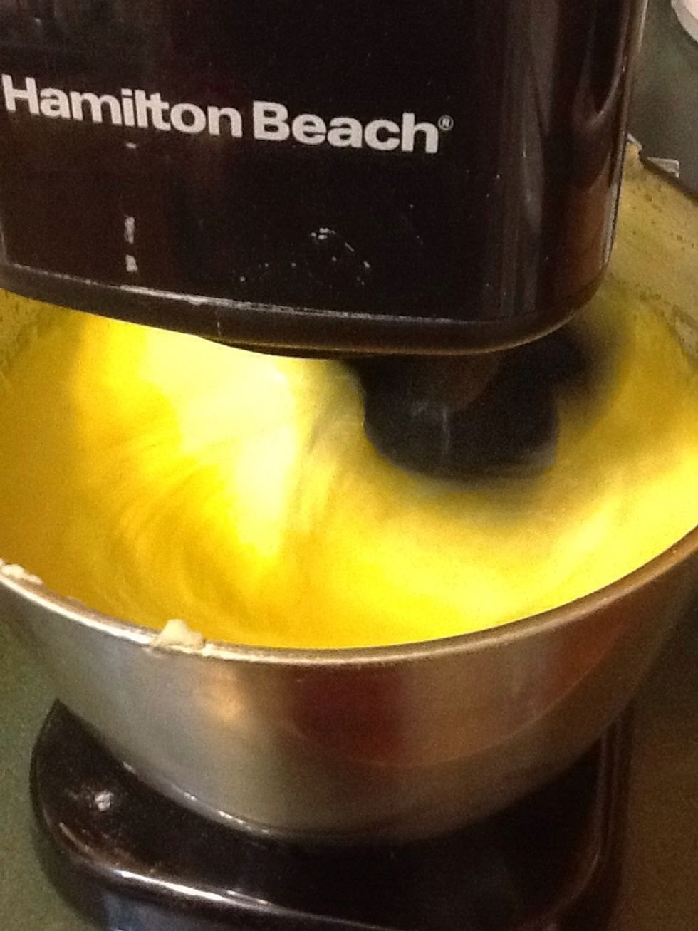 Here is the yolks batter ,sugar,vanilla ,water