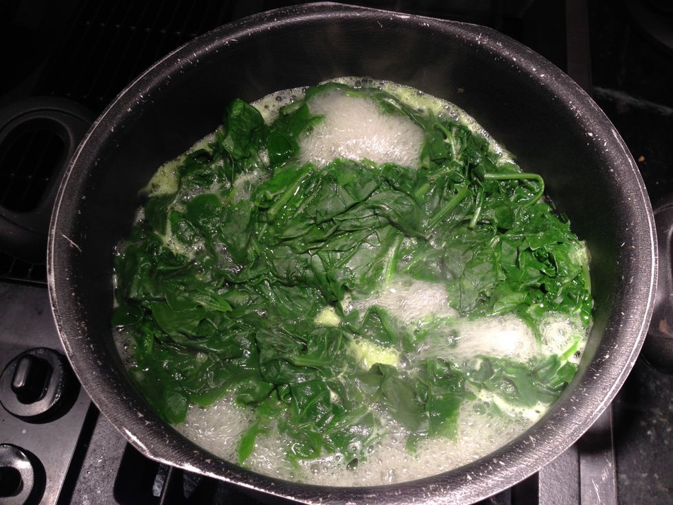 Here it is at full boil...