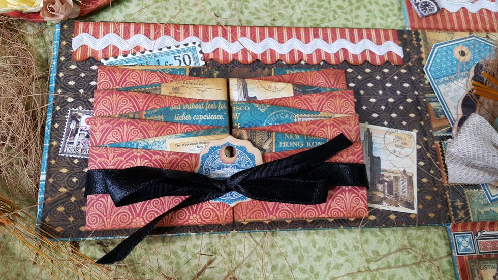 Here on the left side I made a zig-zag min album.