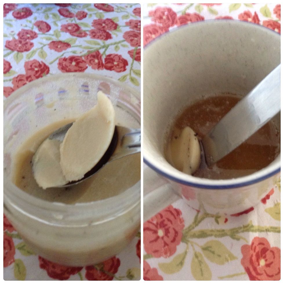 Here's my secret ingredient (shhhhh....) - bacon fat! Drop 2 tablespoons into the melted butter and stir until melted. If you don't eat pork, just use 2 more tablespoons of butter.