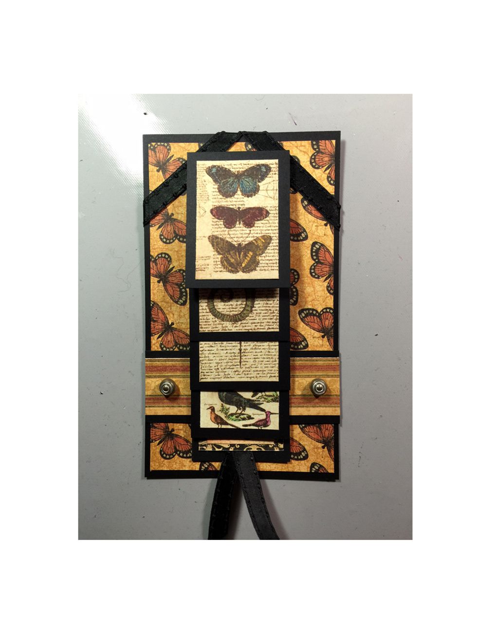 Here's the finished card topped off with some ribbon edges.  I love the way this turned out and I know you'll love making one too.